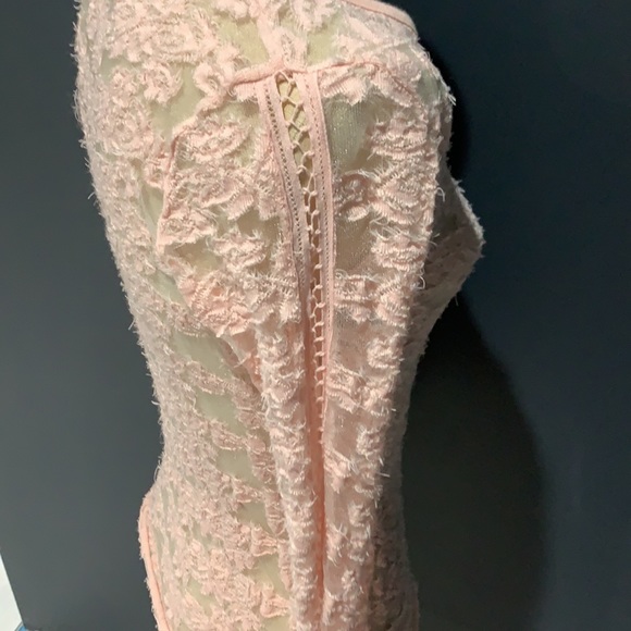 Free people sheer pink boho top - Picture 9 of 17